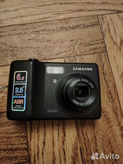 Компактный фотоаппарат Samsung s630