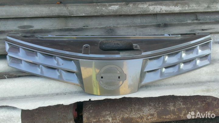 Решетка радиатора Nissan note e11