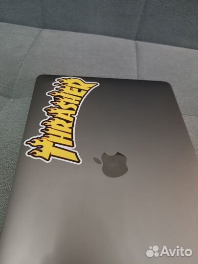 Macbook pro 13 2019 touch bar
