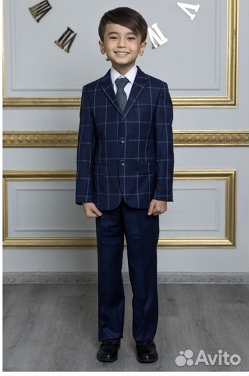 Нарядный костюм тройка для мальчика