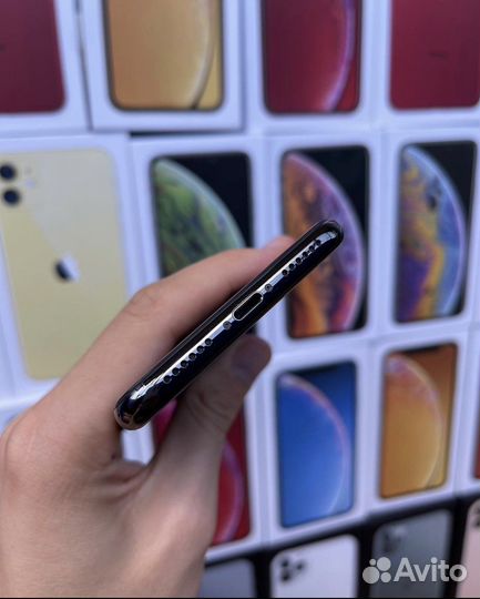 iPhone X, 256 ГБ