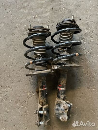 Стойка передняя в сборе mitsubishi outlander 3