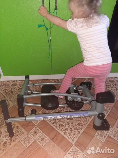 Тренажер для ног