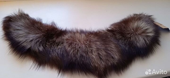 Меховой воротник чернобурка