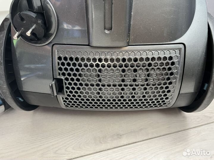 Пылесос kambrook ABV402