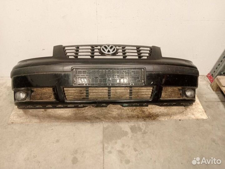 Бампер передний Volkswagen Sharan