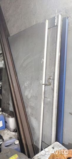 Ворота гаражные металлические распашные