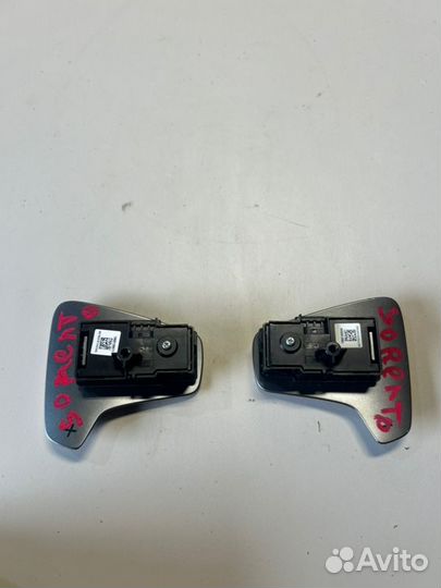 Подрулевые лепестки Kia Sorento UM D4HB