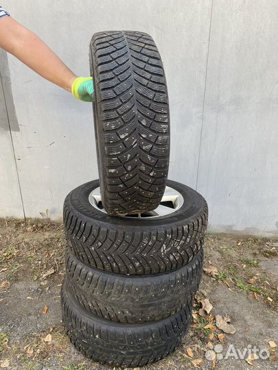 Колеса 215/60/16 зима шипы