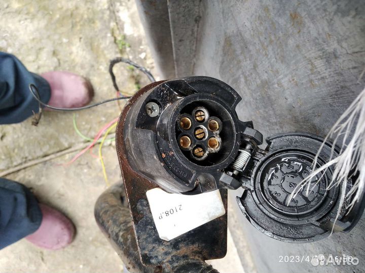 Фаркоп на ваз 2108