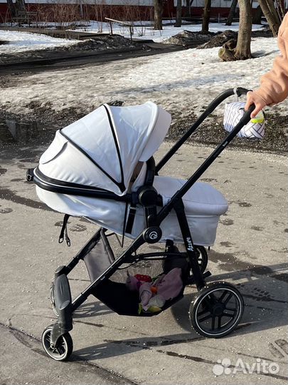 Прогулочная коляска трансформер