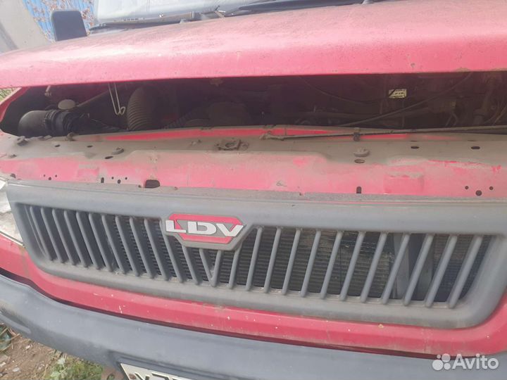 Решетка радиатора на LDV