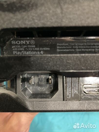 Sony playstation 4 PS4 pro 1tb с играми