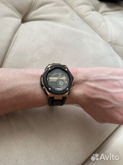 Часы casio g-shock gst-200