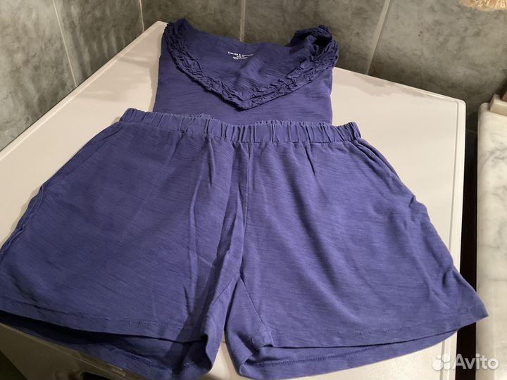 Футболка и шорты для девочки,44