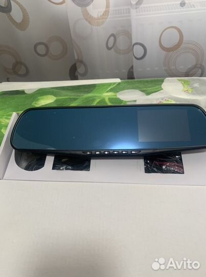 Зеркало регистоатор с камерой заднего вида новые