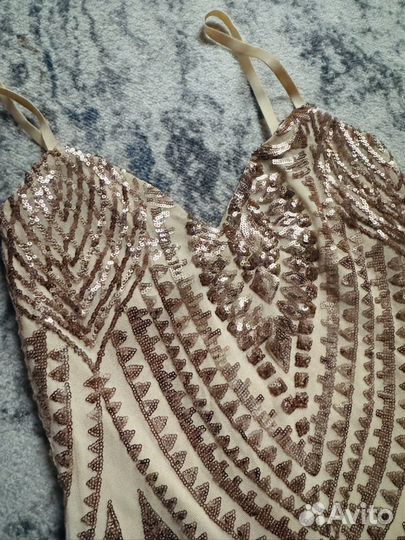 Коктейльное платье 44 размер