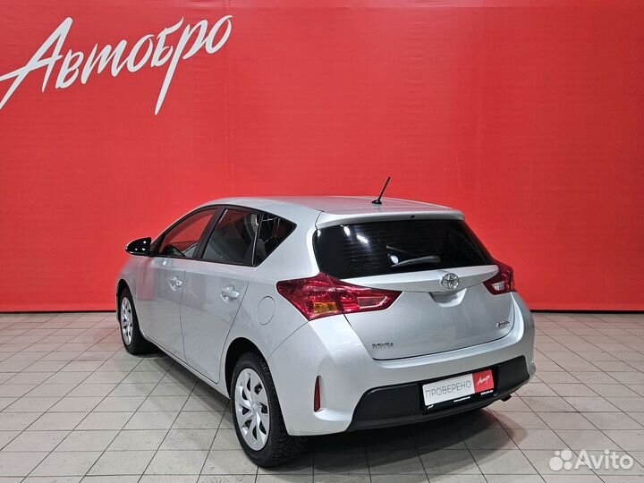 Toyota Auris 1.6 CVT, 2013, 57 000 км