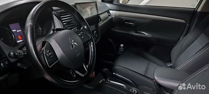 Mitsubishi Outlander 2.0 CVT, 2016, 104 000 км