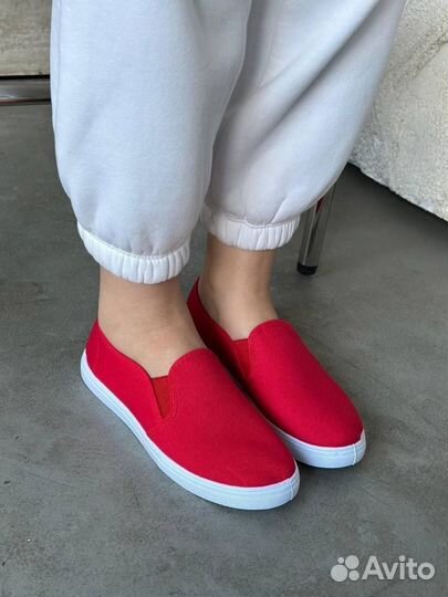 Слипоны женские