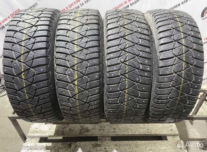 Goodyear Ultragrip 600 215/65 R16 94M