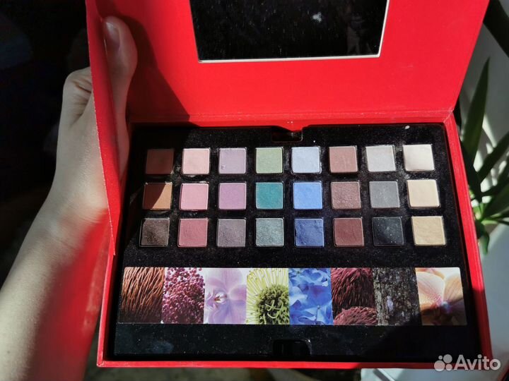 Палитра теней Yves Rocher