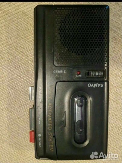 Диктофон Sanyo TRC 560M