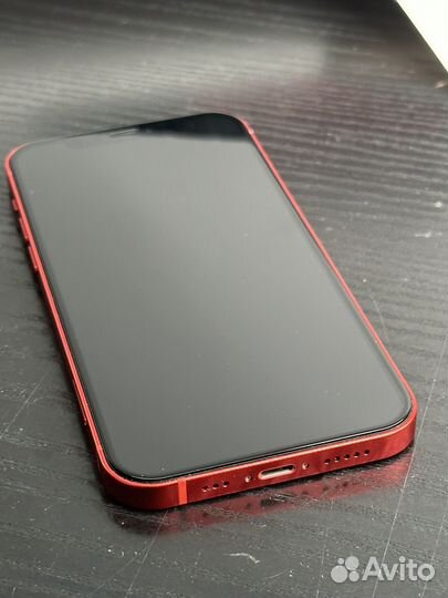 iPhone 12 красный 256