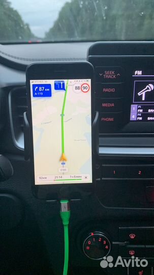 Водитель с личным легковым автомобилем