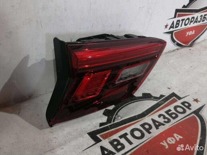Фонарь внутренний левый Volkswagen Tiguan 2 17-22