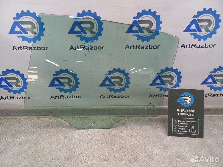 Стекло двери задней левой Skoda Octavia A5 1.6 BSE