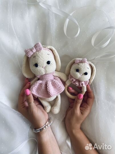 Вязанная погремушка