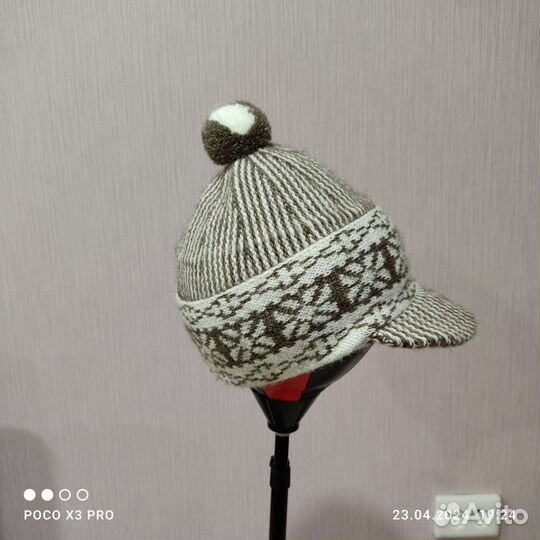 Шапка вязаная