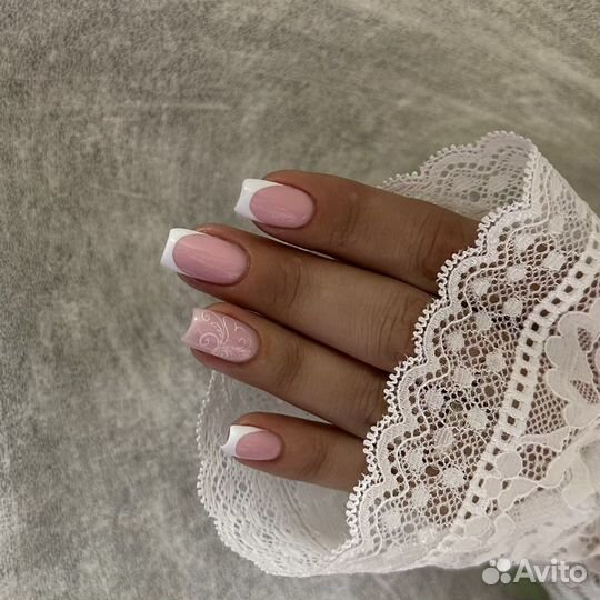 Маникюр,педикюр, наращивание