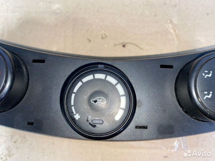 Блок управления отопителем Lifan X60 W215 LFB479Q