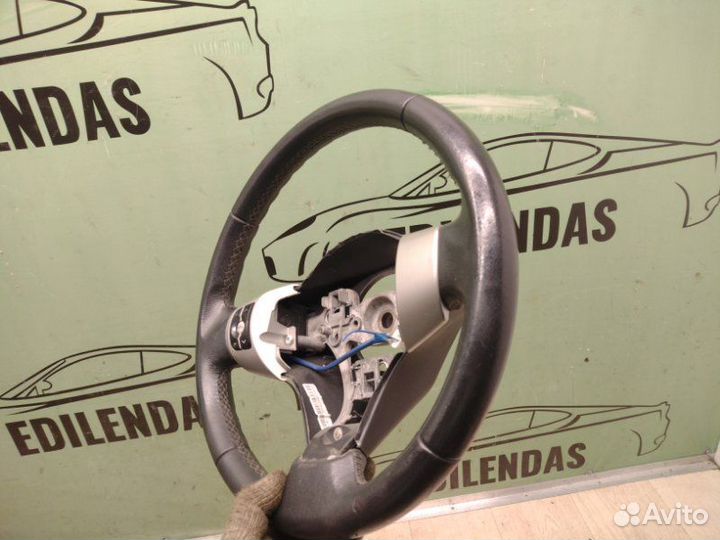Руль Toyota Yaris XP90 2005-2011