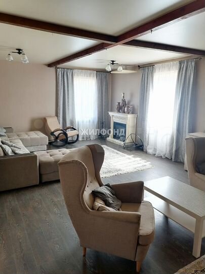 Дом 173 м² на участке 9 сот.