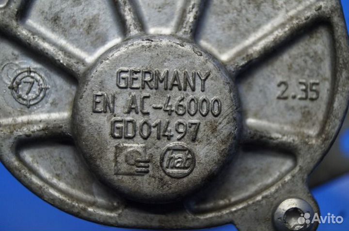 Насос вакуумный Mercedes Glc W253 OM651 2018