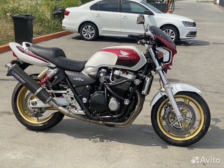 Honda sb 1300 sc 40. Honda cb 1300. Honda cb 1300 sf. Honda cb 1300 sf. Honda cb 1300 sf.
