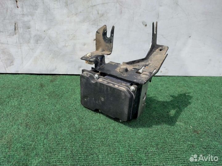 Блок абс Nissan Almera G15