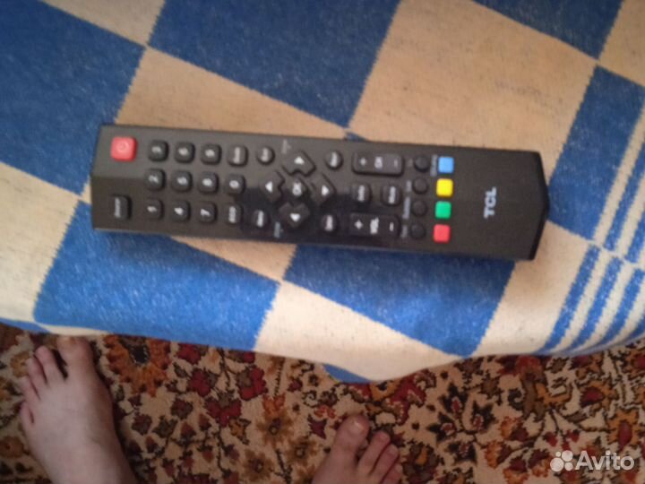Телевизор tcl LED40D3000
