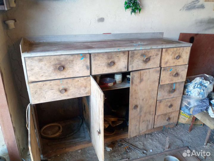 Верстак для гаража с ящиками