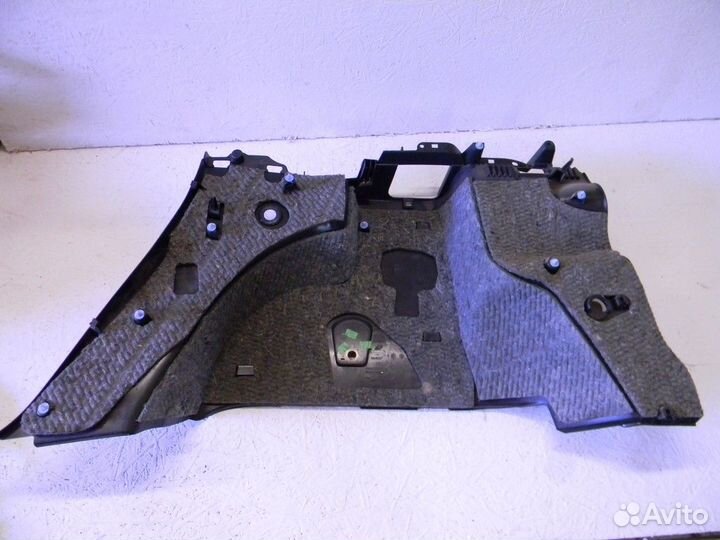 Обшивка багажника Duster 2012