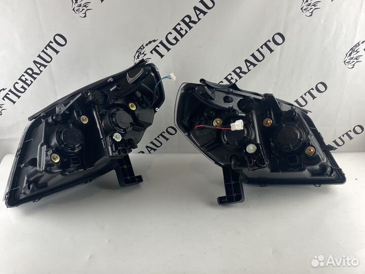 Фара передняя L+R Geely Mk Cross