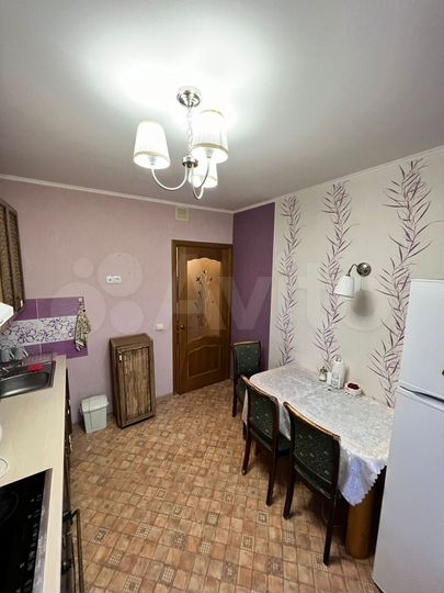 2-к. квартира, 53 м², 6/9 эт.