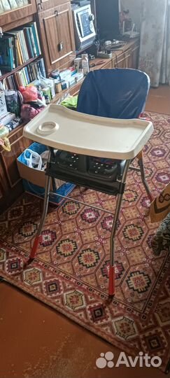 Стульчик для кормления