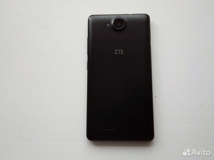 ZTE Blade GF3, 8 ГБ
