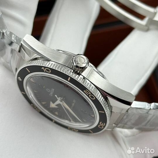 Часы Omega Seamaster 300 чёрные