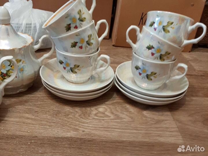 Фарфоровый чайный сервиз.Добруш