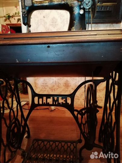 Швейная машина П. Г. М. З